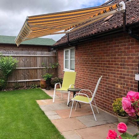 The Old Staddles Annex Villa Ludgershall  Bagian luar foto